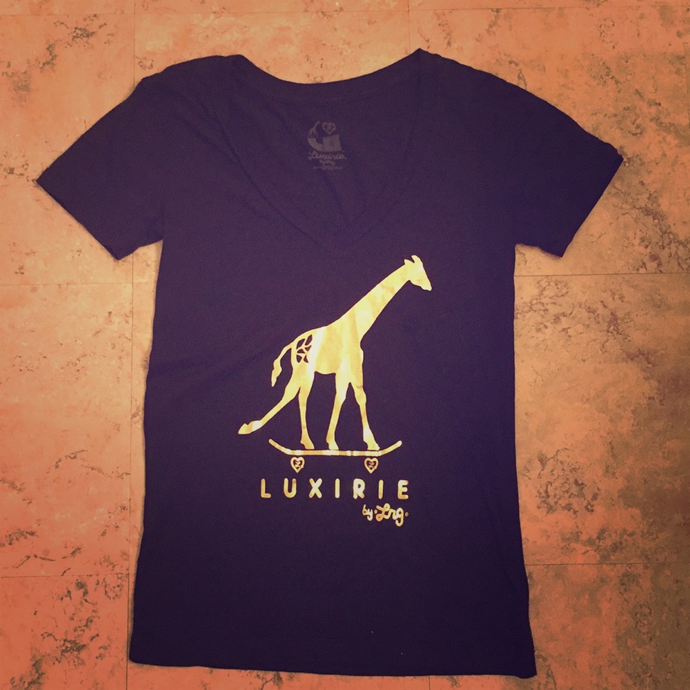 Women shirt